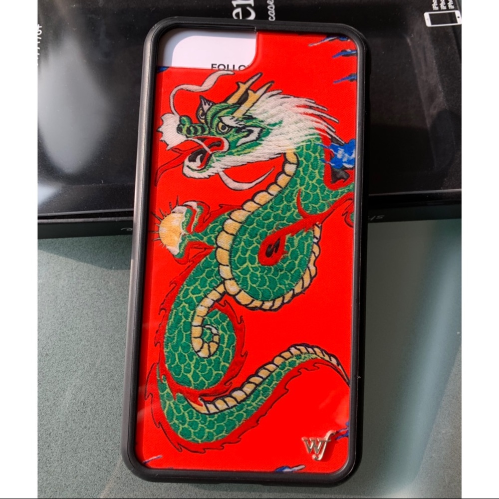 Wildflower iPhone 6s/7/8 PLUS Dragon case